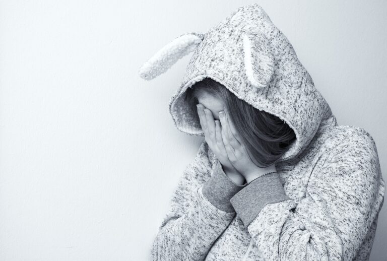 恋愛で泣いてばかりのあなたが知るべき潜在意識との関係は？